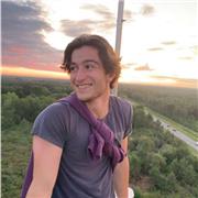 Bon relationnel avec les enfants et adolescents, patient et à l’écoute, je ferais du mieux que je peux pour mettre votre enfant à l’aise et le faire apprécier ces cours!
Disponible pour aide du collège au lycée